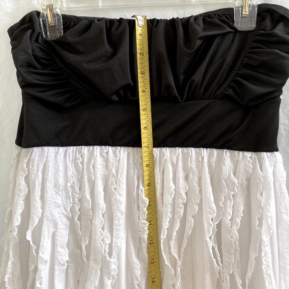 Women's/Juniors Strapless Dress Size: Large - Picture 9 of 10